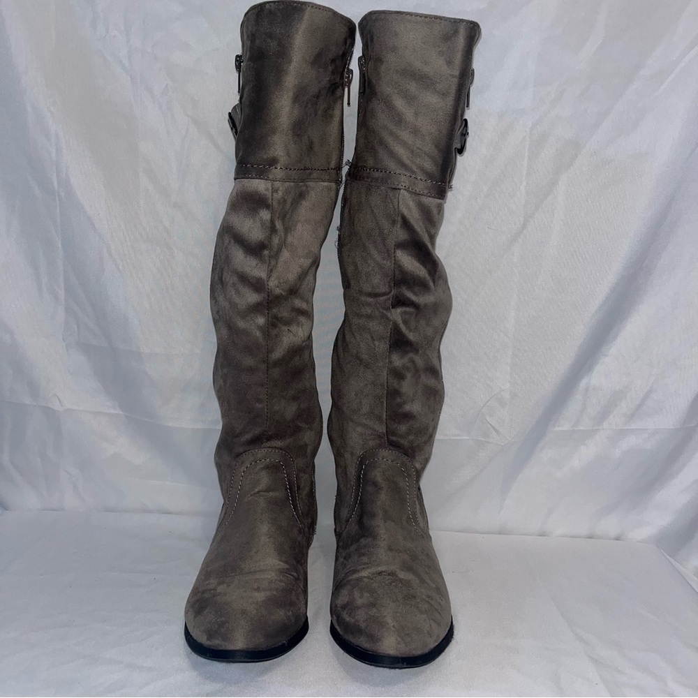 Women's Gray Knee-High Boots